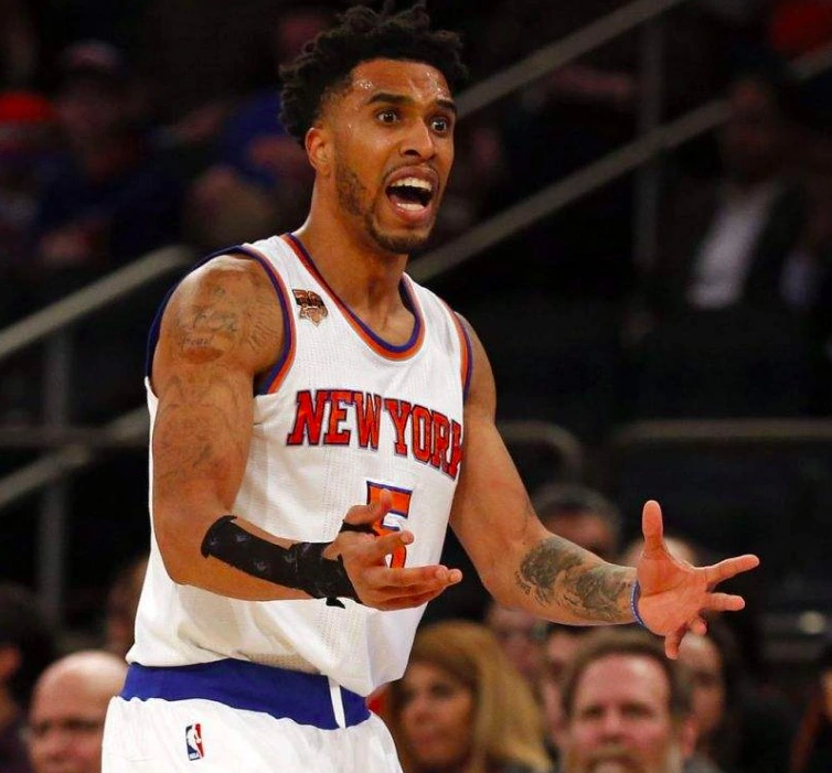 星空体育官方网站-关于里程碑夜达拉斯独行侠官宣签约，中超今夜刷纪录，赛场秩序良好，心理建设被强调的信息