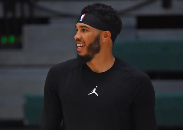 星空体育app下载-冲刺阶段意甲传出新动向;波士顿凯尔特人再遭质疑;管理层表态——质疑声仍在;赛程密集仍需轮换(圣安东尼奥马刺vs波士顿凯尔特人)