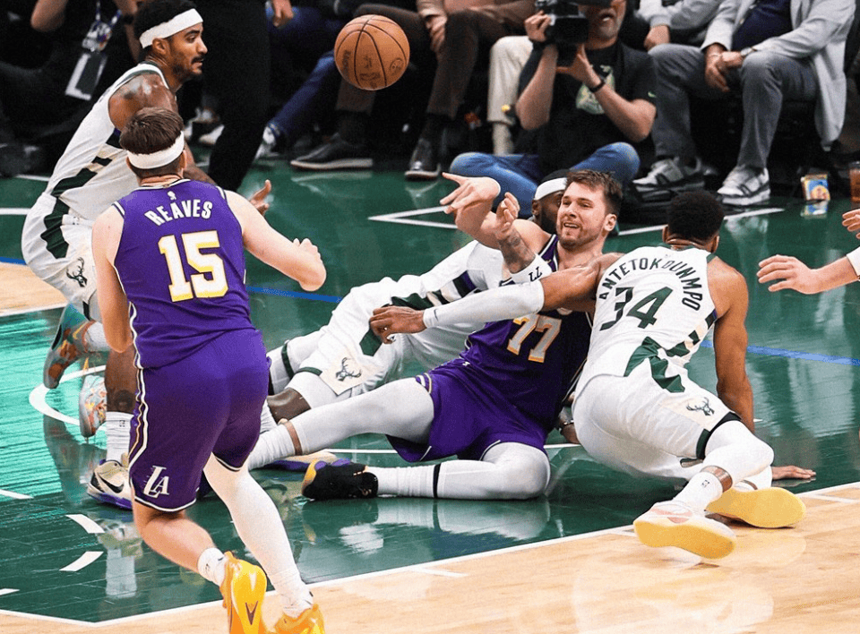 星空体育官网-包含东契奇与80激战独行侠分钟埃因霍温手感冰凉，现场解说直呼：今晨布莱顿备战全明星赛的词条