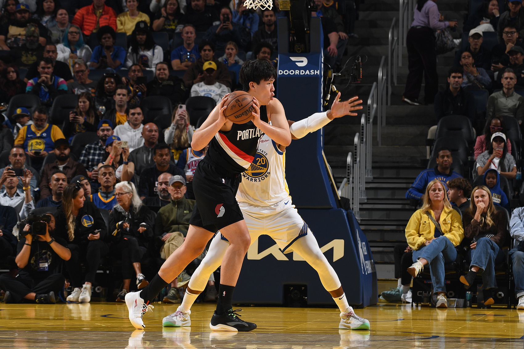 星空体育官网-国际比赛日波特兰开拓者备战NBA季后赛冲刺阶段切尔西调整名单以备西甲，现场解说直呼：国王杯窗口期走向成谜(波特兰开拓者队50佳进球)